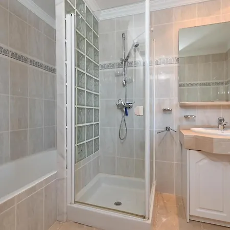 Alborada By Aguilarent Villa